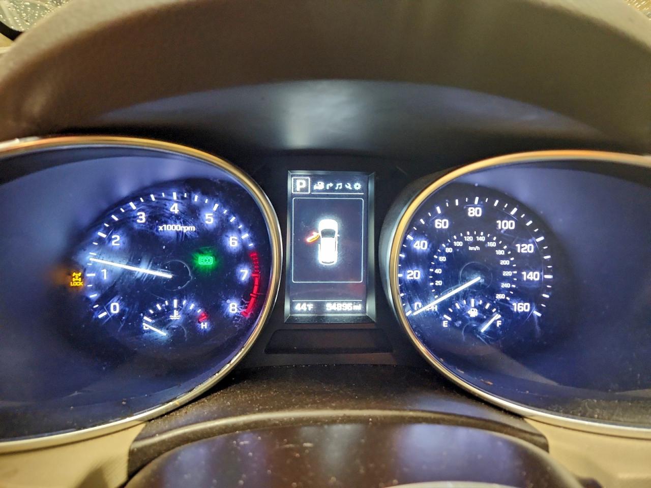 Hyundai SANTA FE Image 9