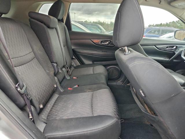 Nissan Rogue S Image 6