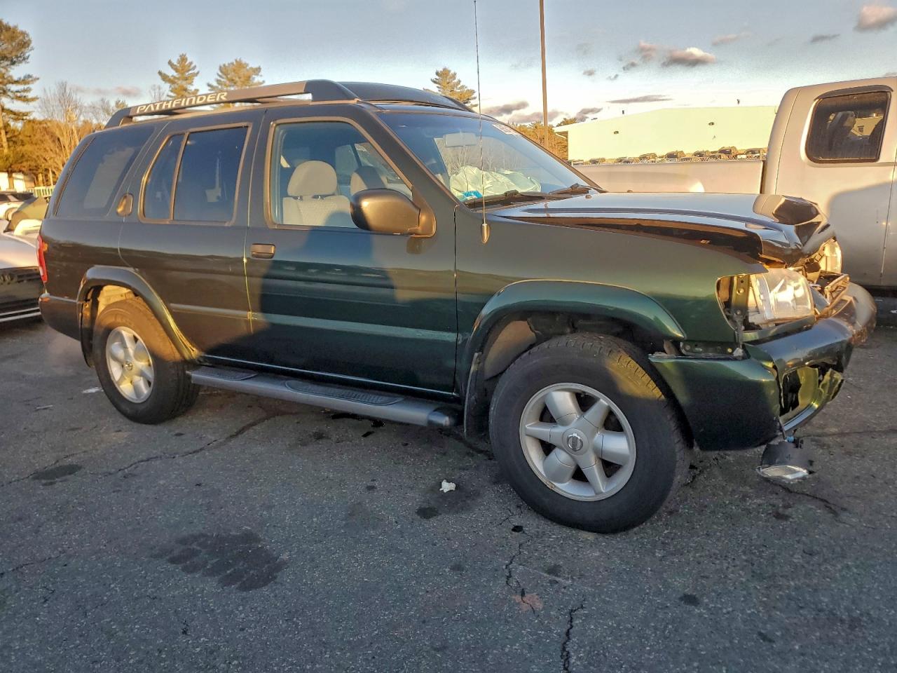 Nissan Pathfinder Le Image 9