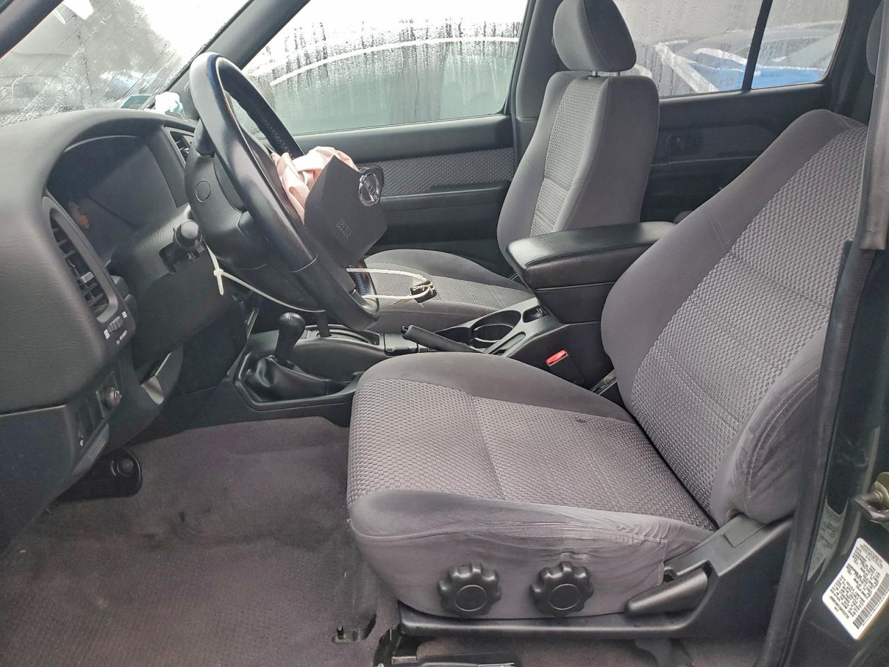 Nissan Pathfinder Le Image 7