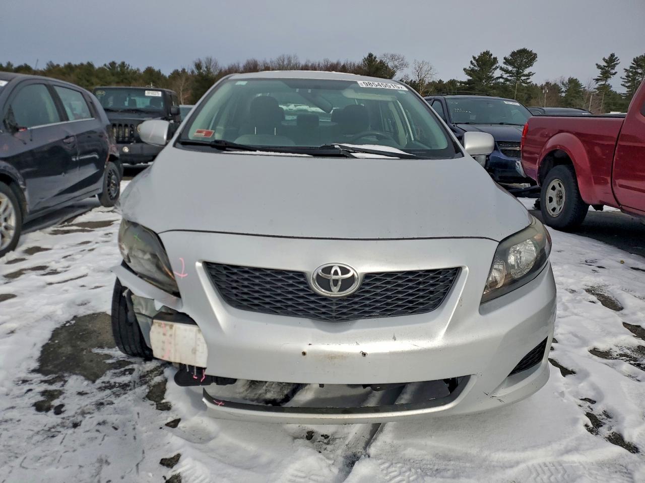 Toyota Corolla Base Image 2