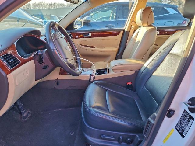 Hyundai Genesis 3.8l Image 4