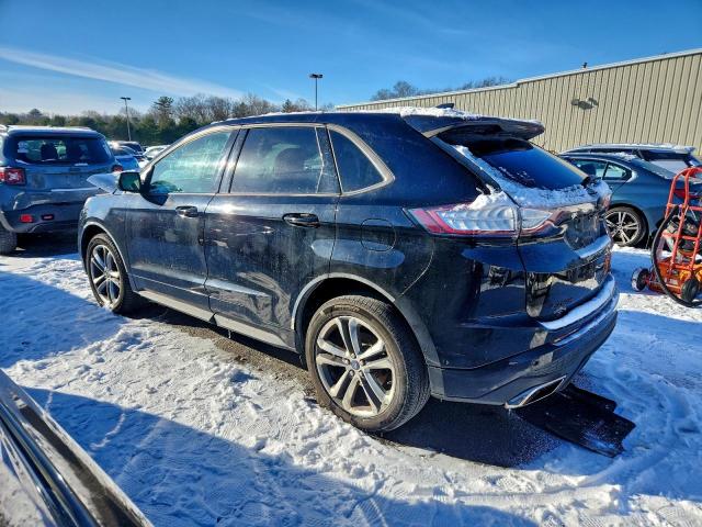 Ford Edge Sport Image 3