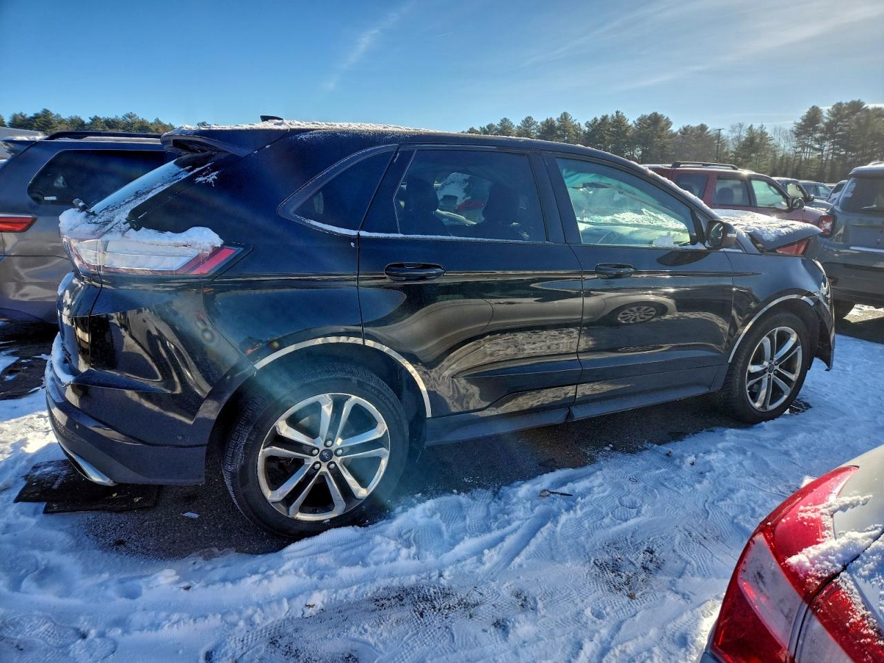 Ford Edge Sport Image 2