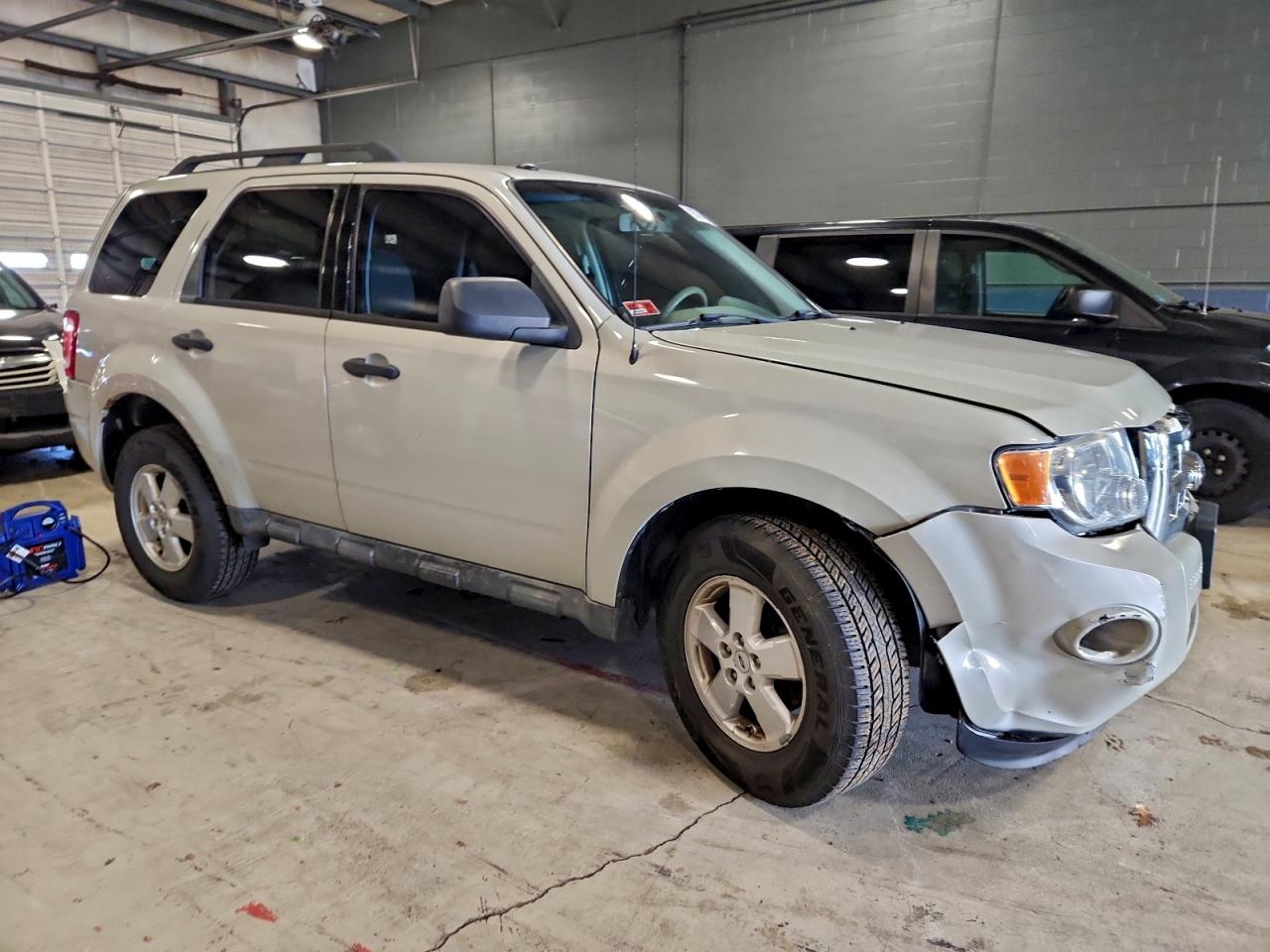 Ford Escape Xlt Image 6