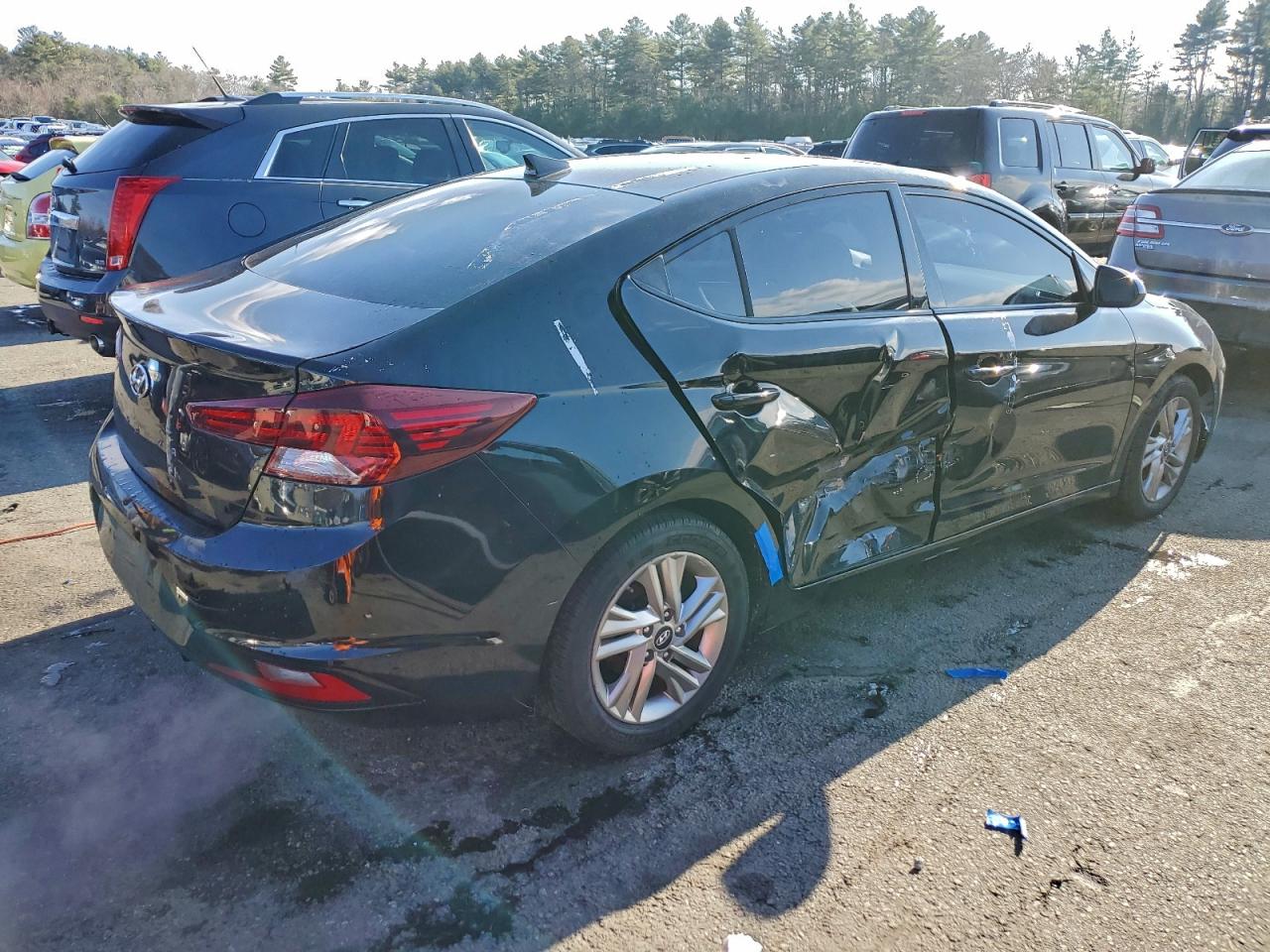 Hyundai ELANTRA Sel Image 9