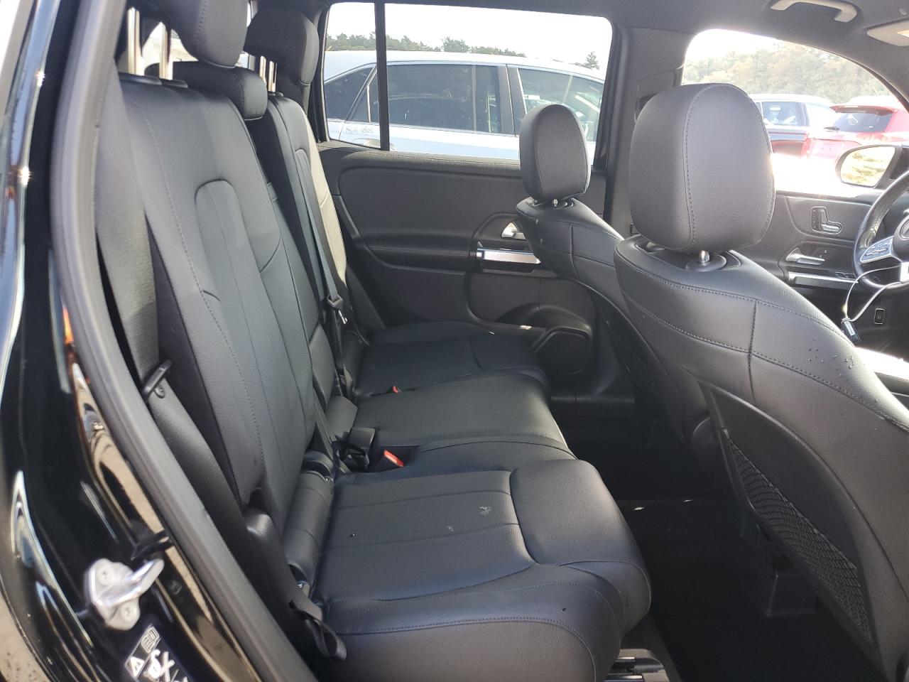 Mercedes-Benz GLB 250 4matic Image 5