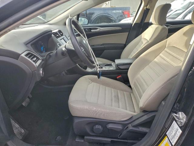 Ford Fusion S Image 9