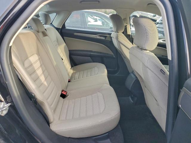 Ford Fusion S Image 7