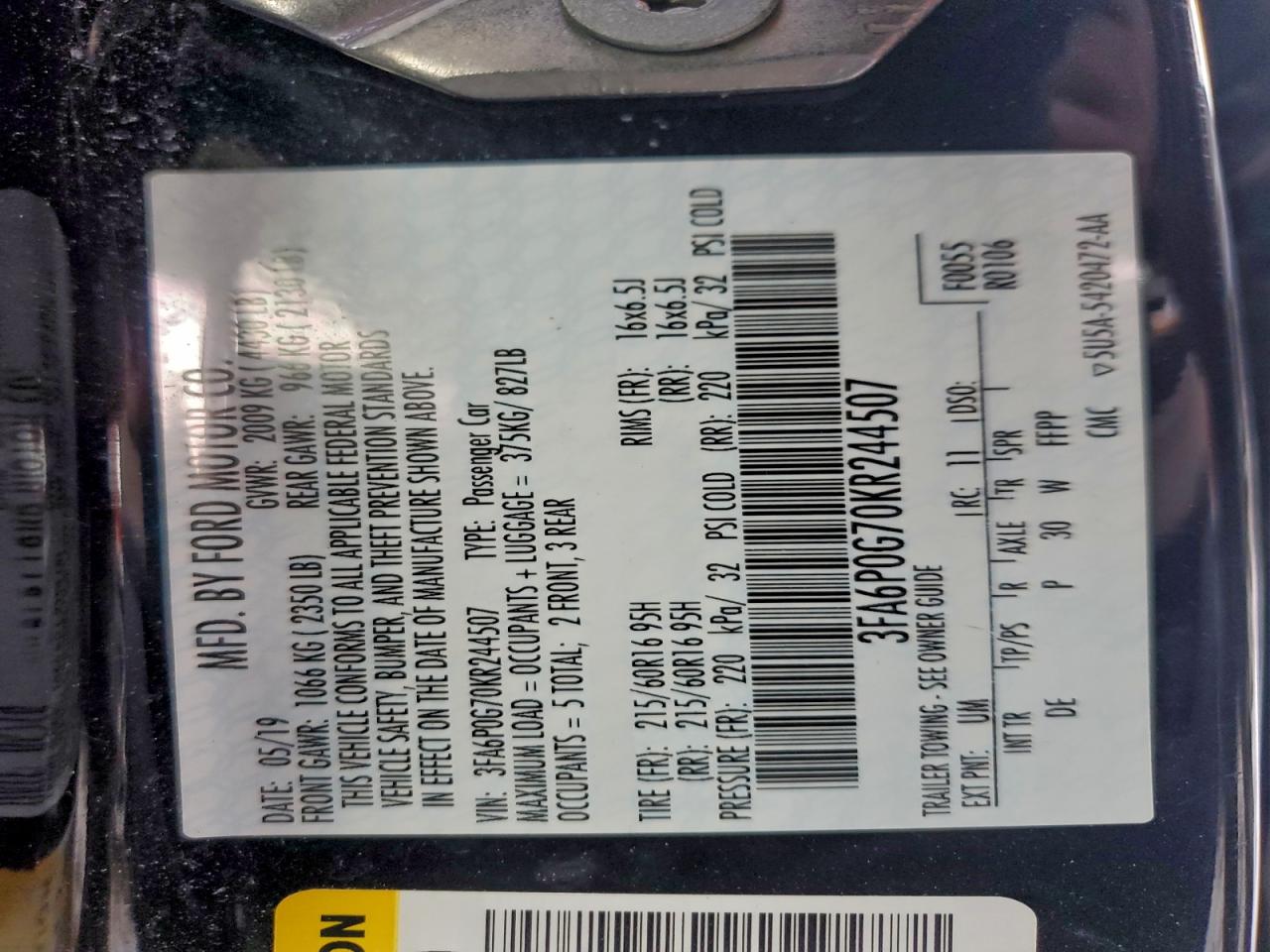 Ford Fusion S Image 12