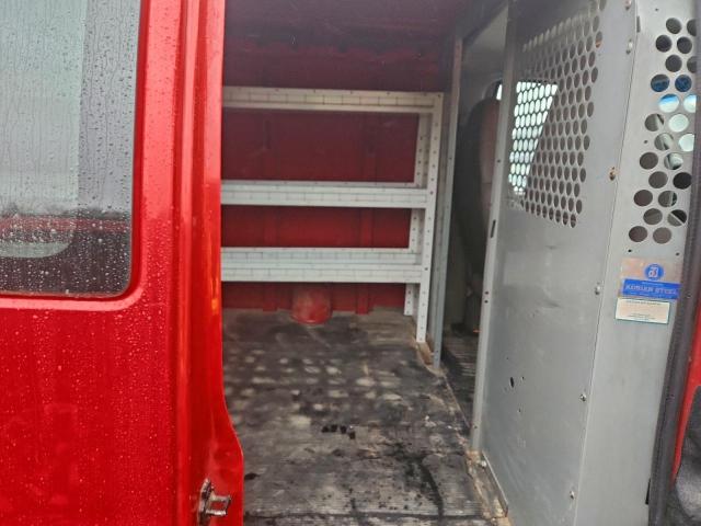 Chevrolet Express Image 12