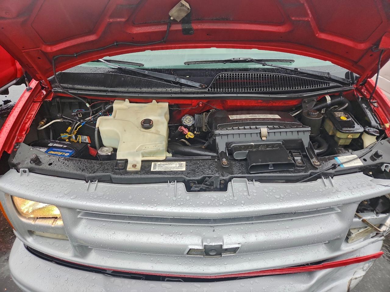 Chevrolet Express Image 7