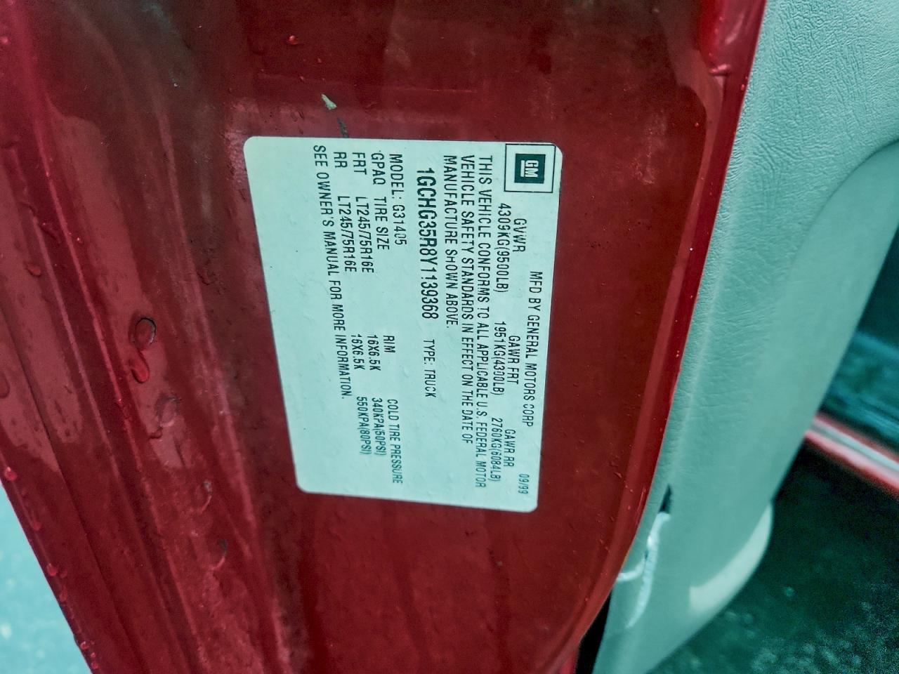 Chevrolet Express Image 8