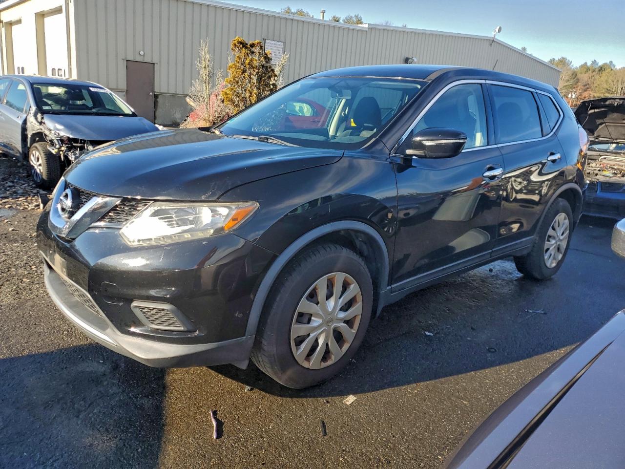Nissan Rogue S Image 1