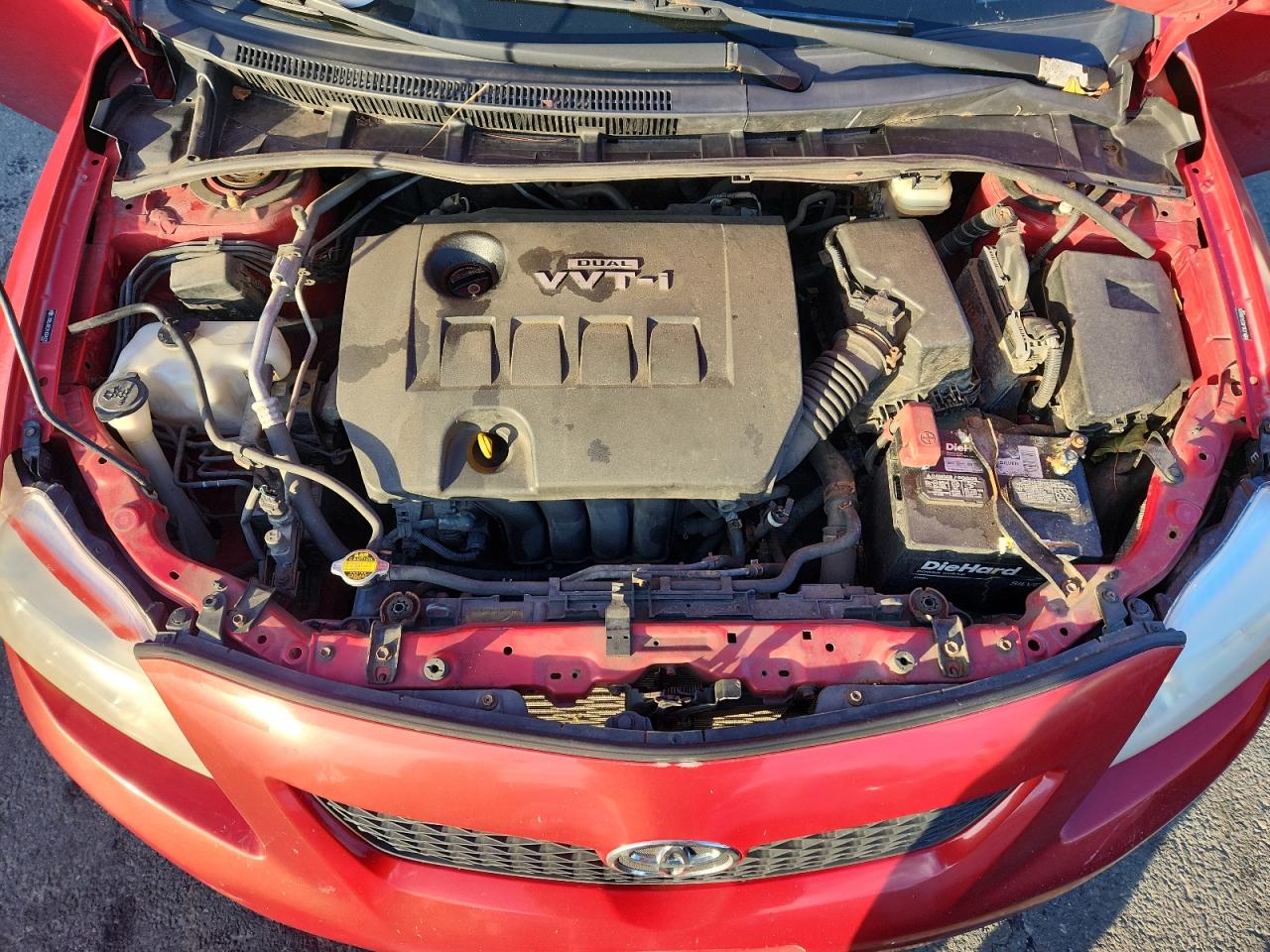 Toyota Corolla Base Image 8