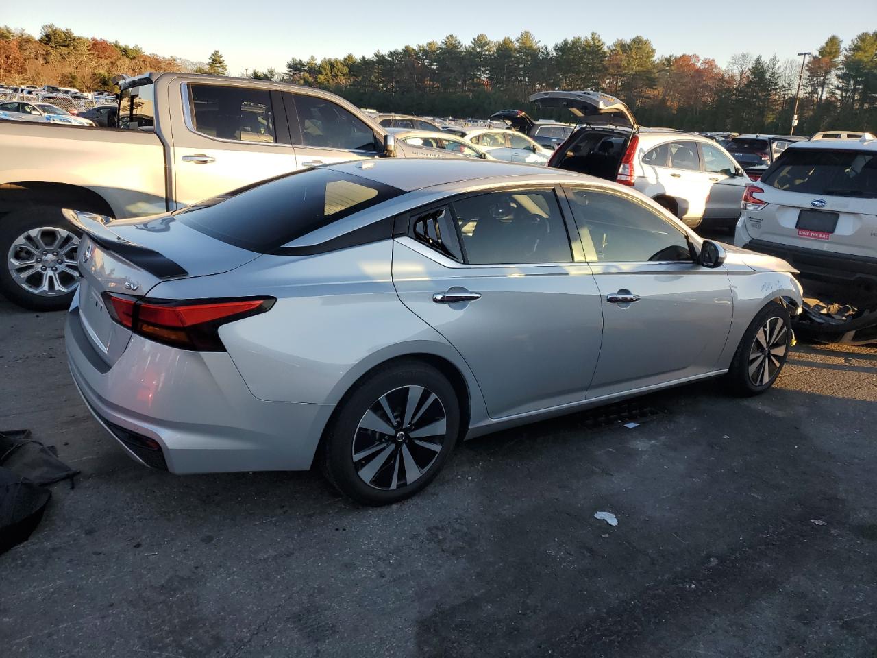 Nissan Altima Sv Image 4