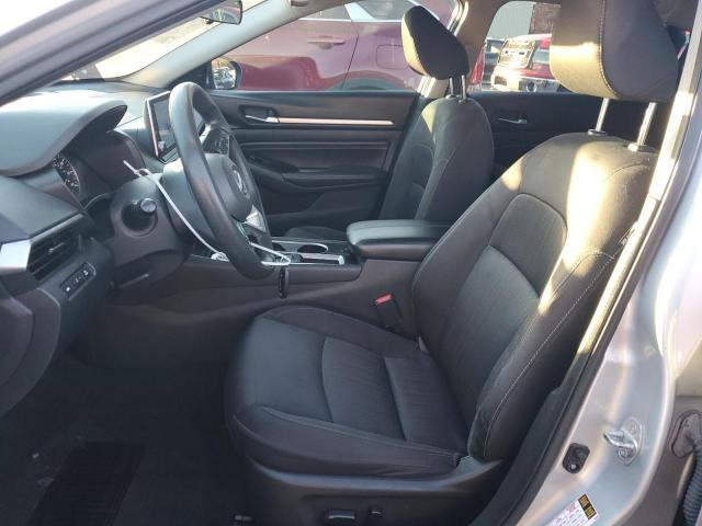 Nissan Altima Sv Image 8