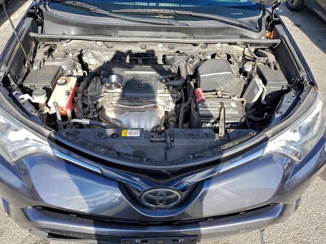 Toyota RAV4 Adventure Image 12