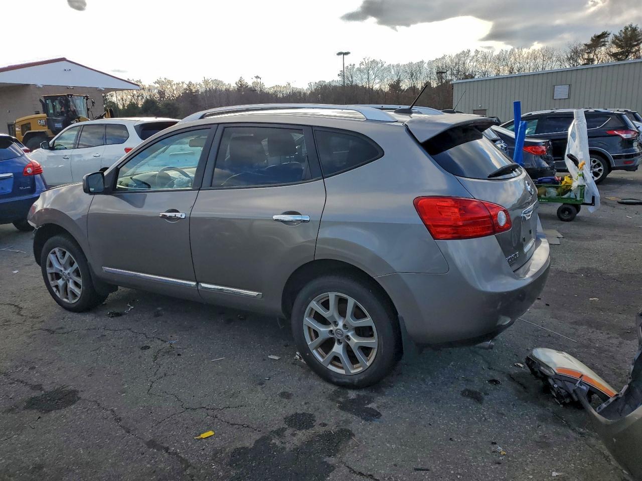 Nissan Rogue S Image 11