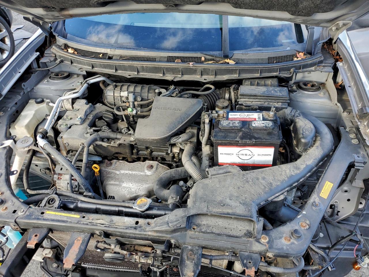 Nissan Rogue S Image 3