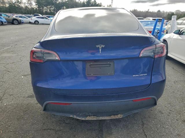 Tesla Model Y Image 8