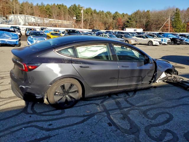 Tesla Model 3 Image 5