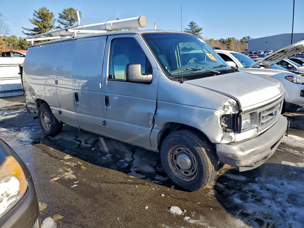Ford E-150 E150 Van Image 10