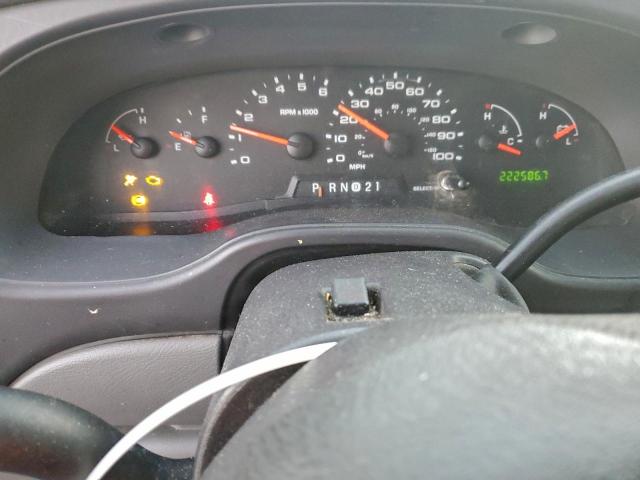 Ford E-150 E150 Van Image 12