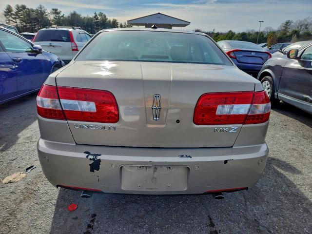 Lincoln MKZ Image 2