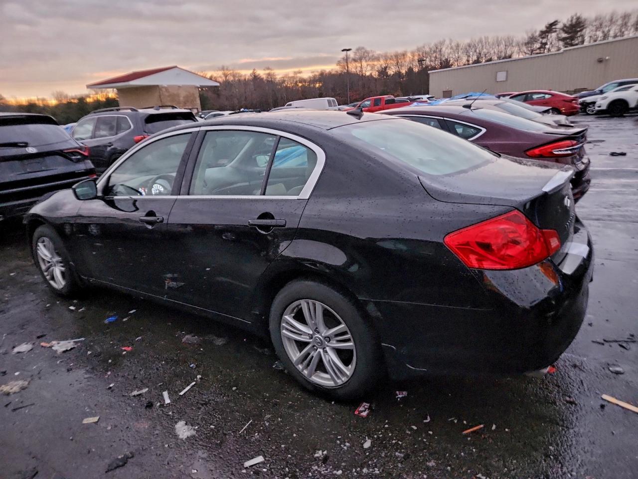 INFINITI G37 Image 3