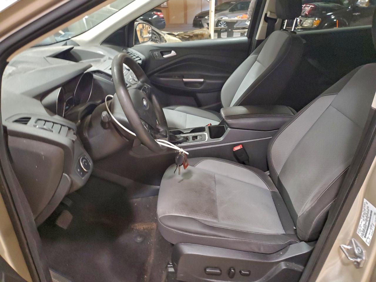 Ford Escape Se Image 8
