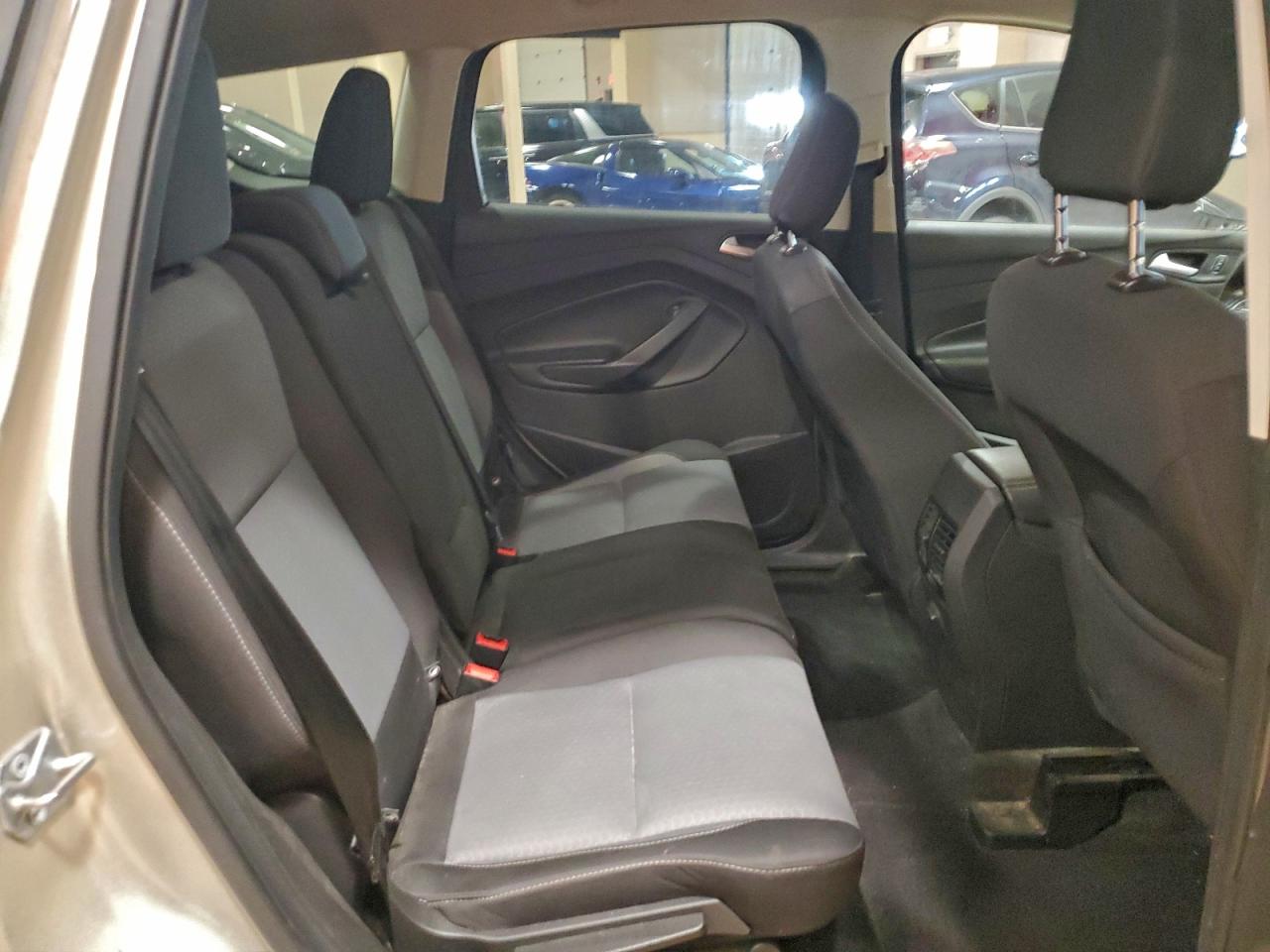 Ford Escape Se Image 9