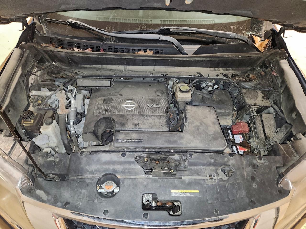 Nissan Pathfinder S Image 12