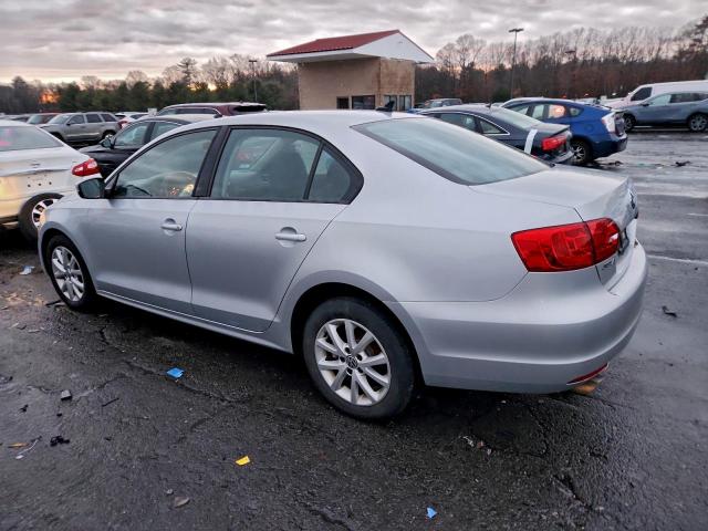 Volkswagen Jetta Se Image 4