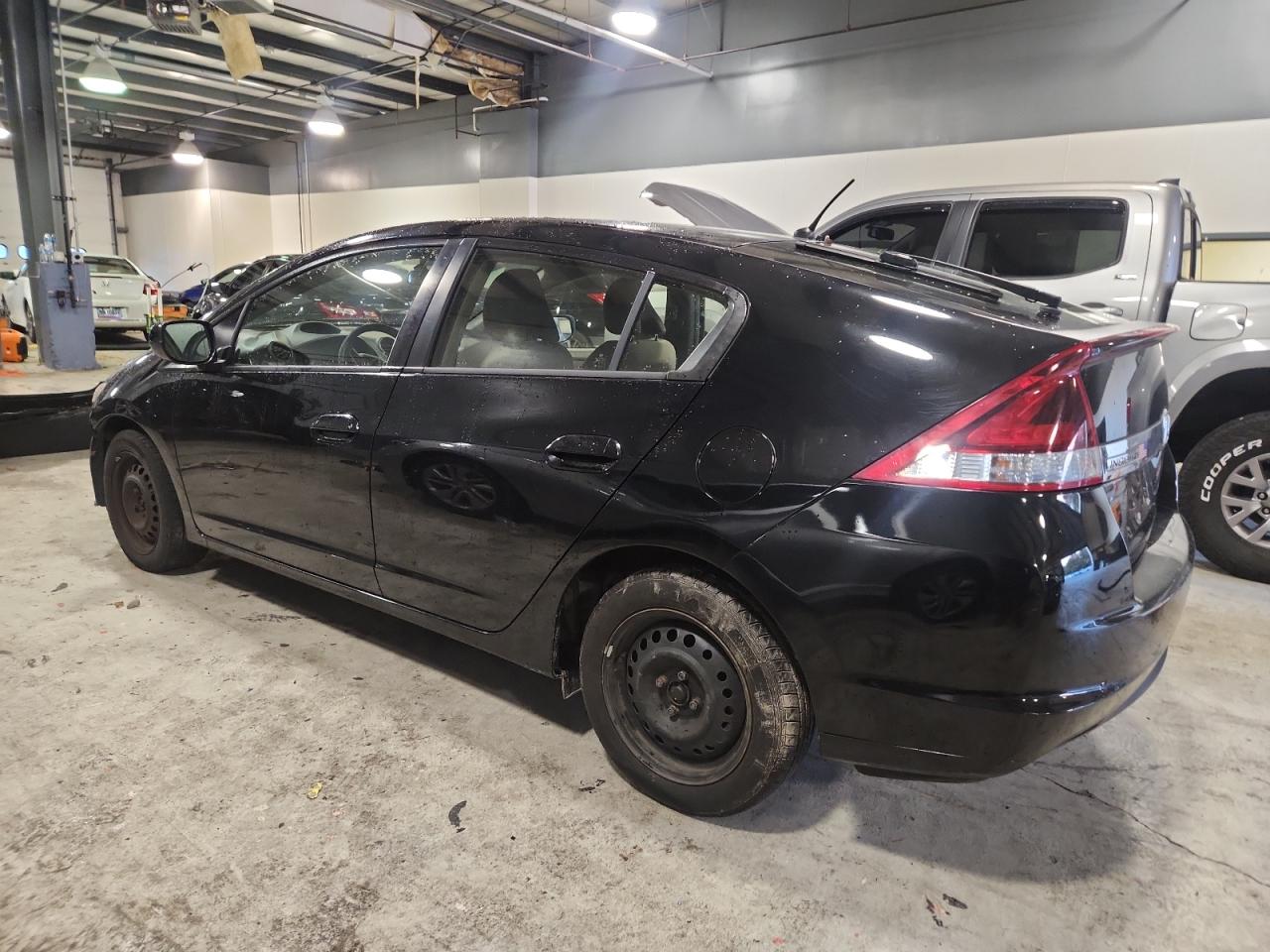 Honda Insight Image 2