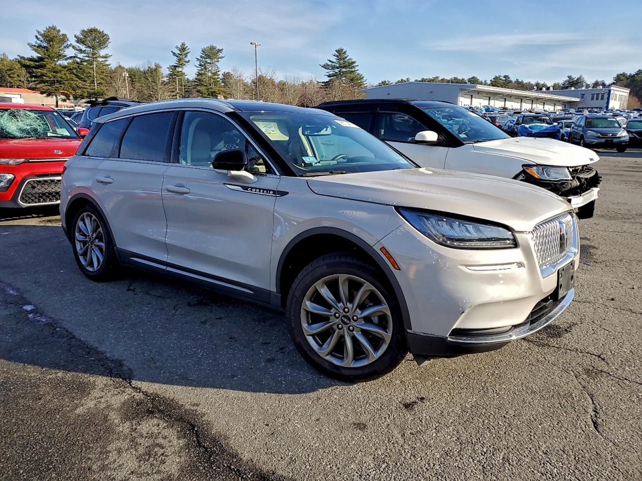 Lincoln Corsair Image 3