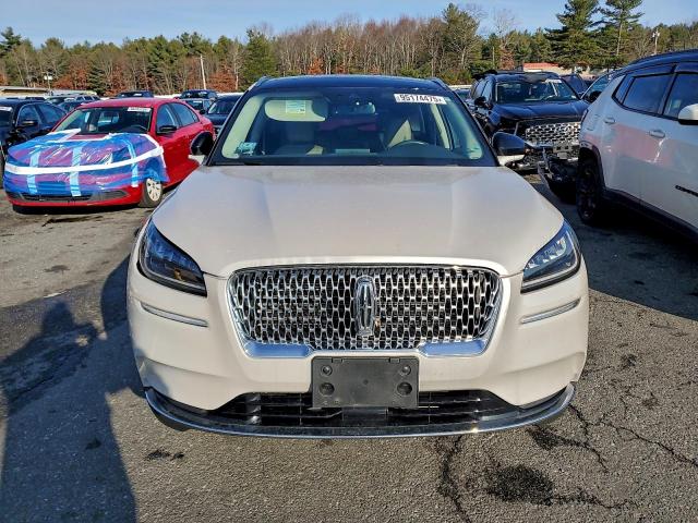 Lincoln Corsair Image 5