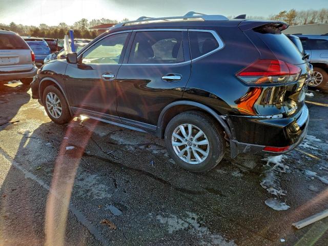 Nissan Rogue S Image 5