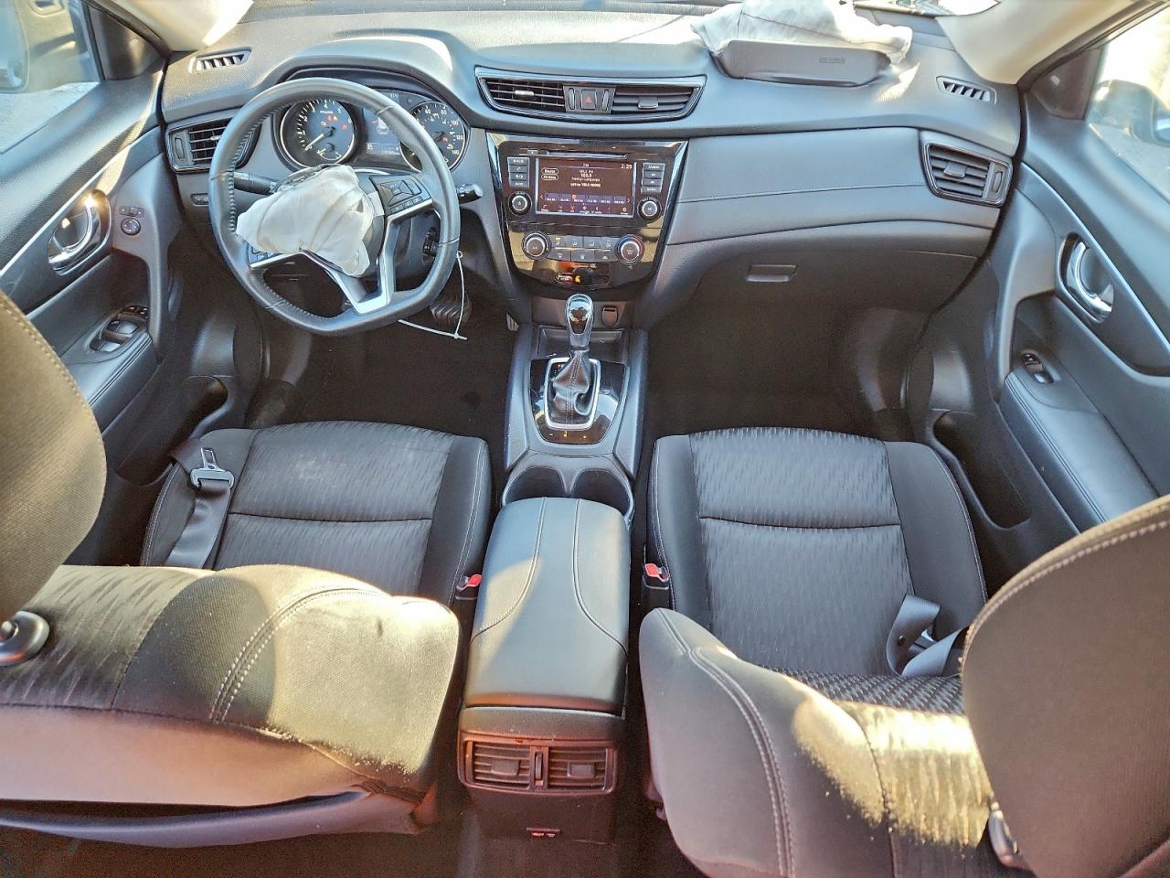 Nissan Rogue S Image 13