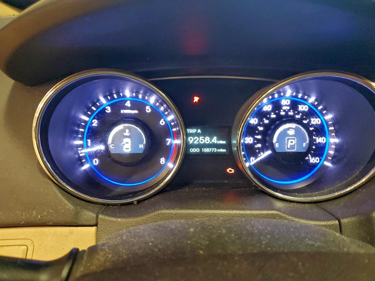 Hyundai SONATA Gls Image 7