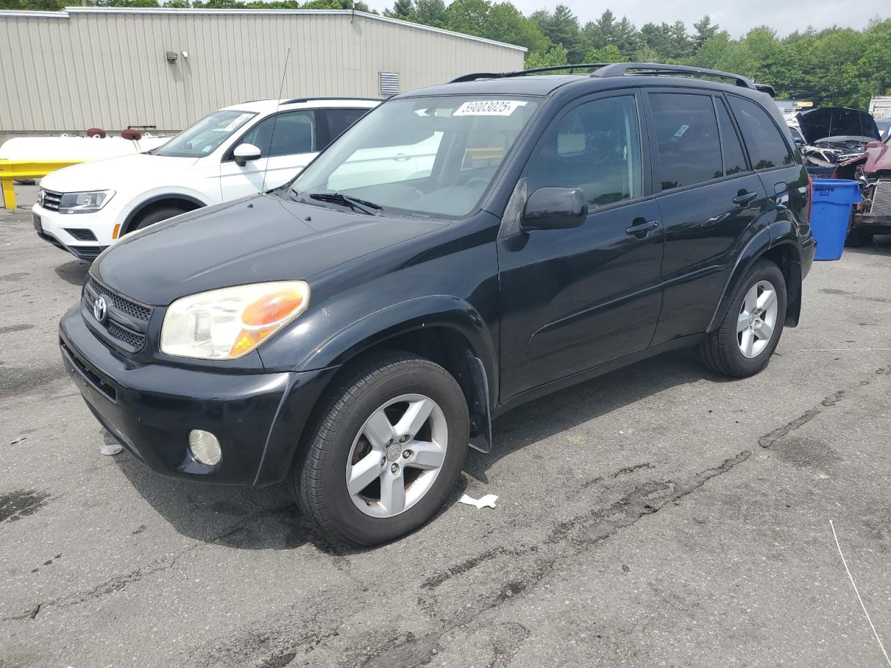 Toyota RAV4 Image 1