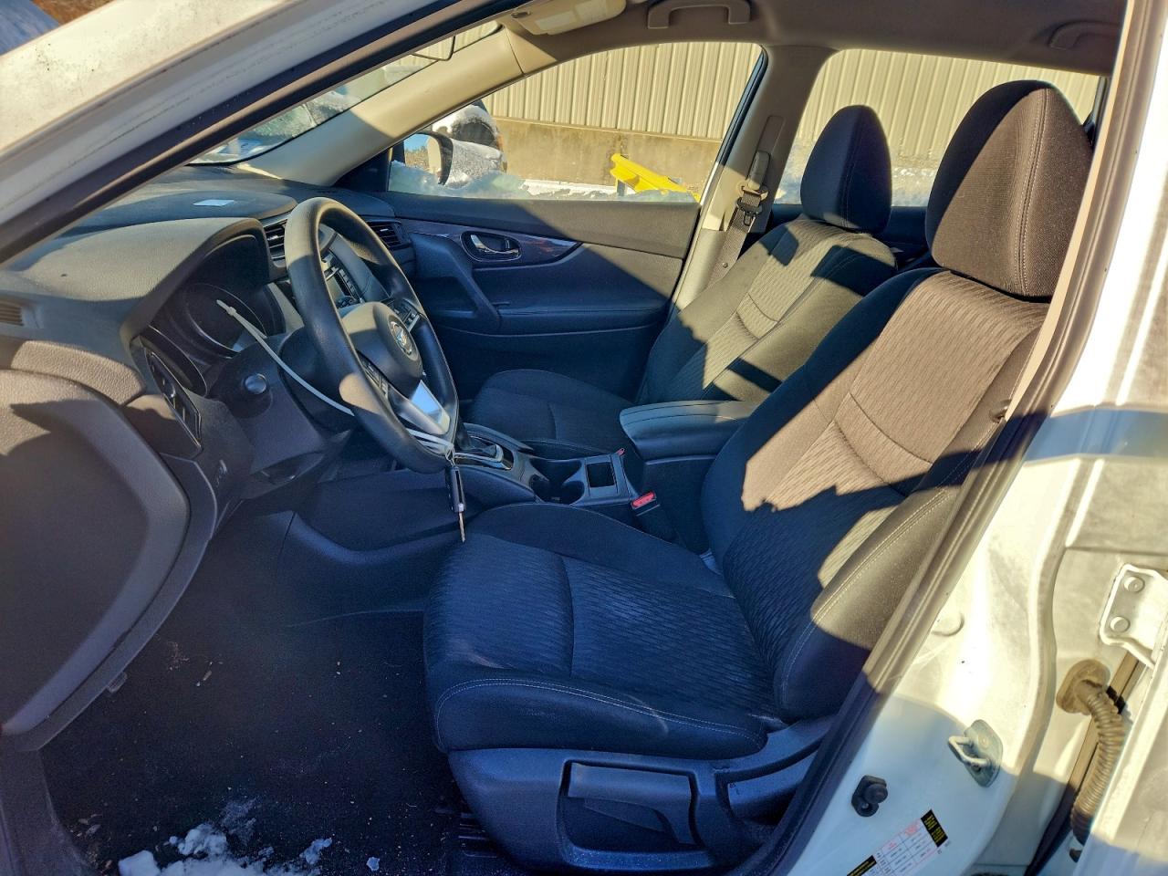 Nissan Rogue S Image 8