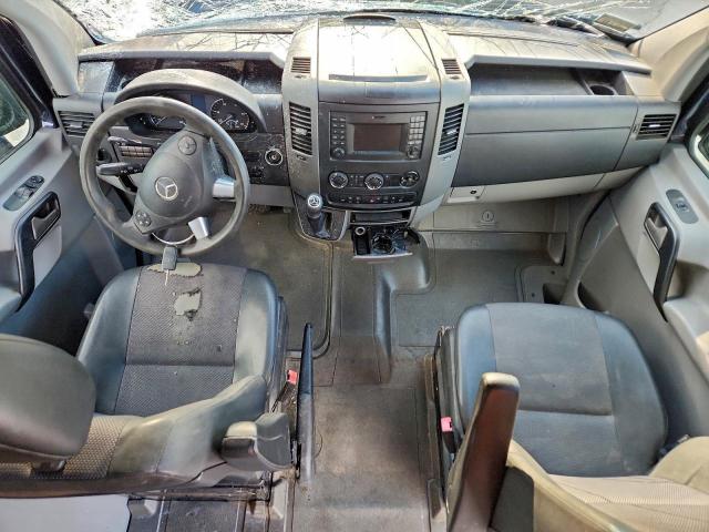Mercedes-Benz Sprinter 3500 Image 3