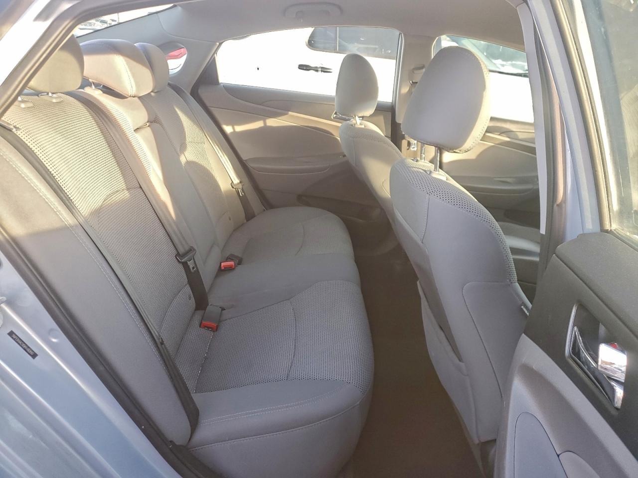 Hyundai SONATA Gls Image 8