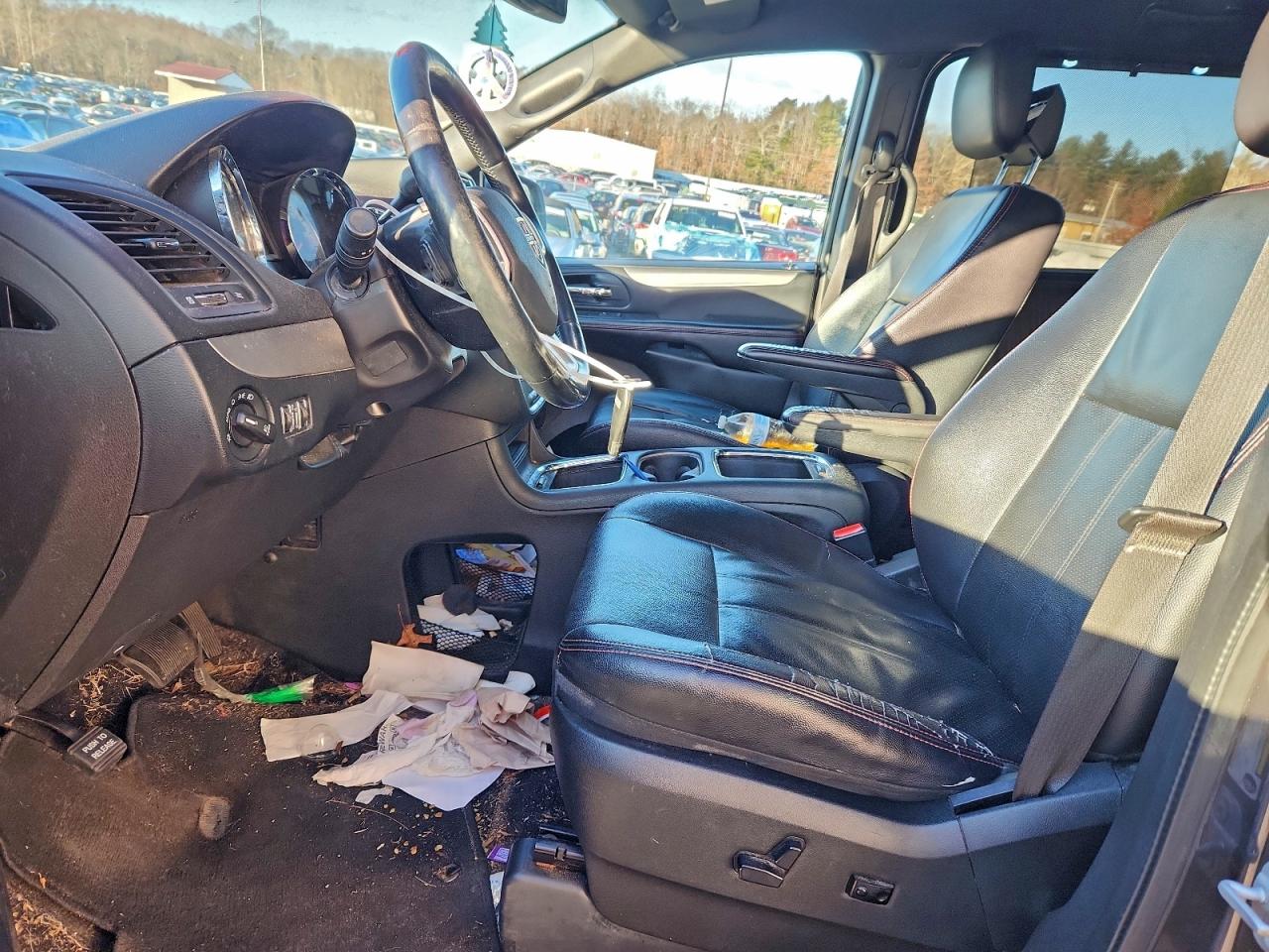 Dodge Caravan Gt Image 12