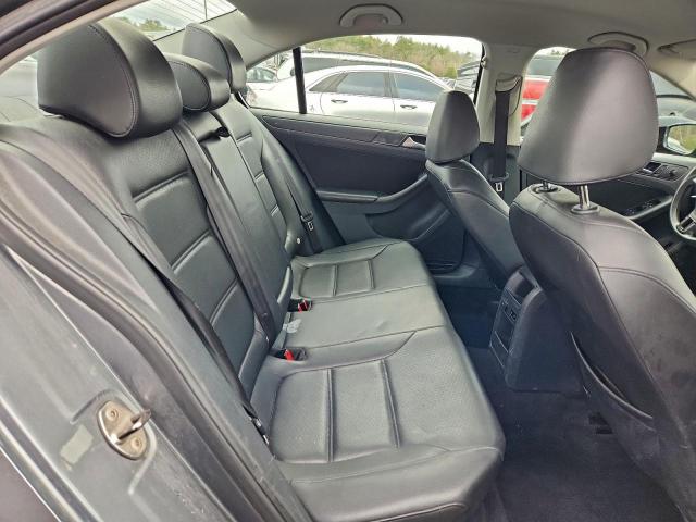 Volkswagen Jetta Se Image 10