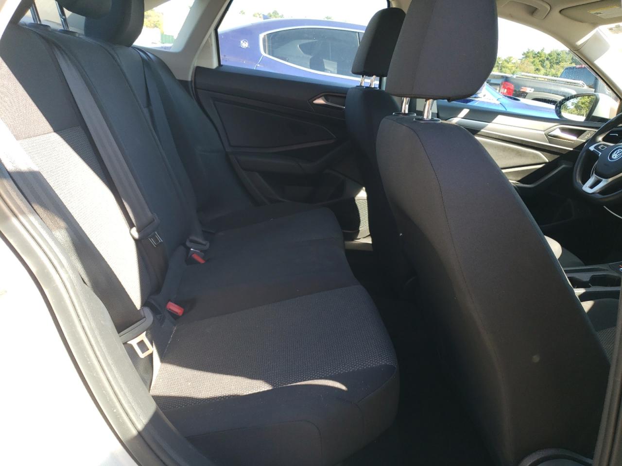 Volkswagen Jetta S Image 10